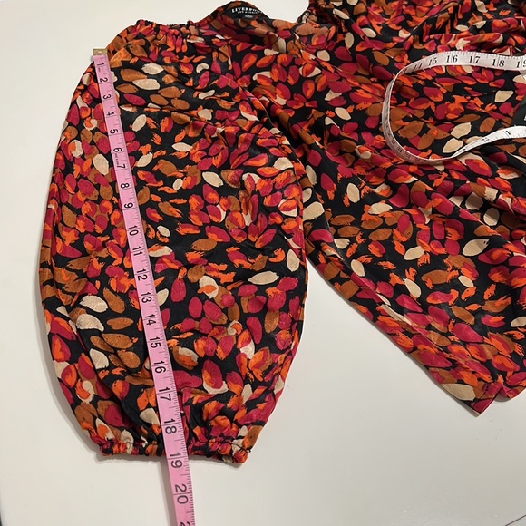 NWT Liverpool Jeans Autumn Petals 3/4 Puff Sleeve Square Neck Blouse Size PS - Picture 9 of 13